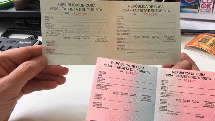 Preparing travel entry forms before travelling to Cuba